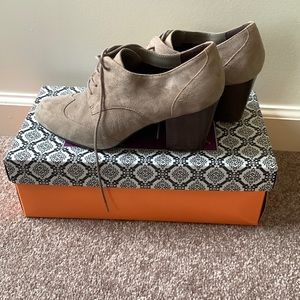 Brand new Isola suede laced booties size 8.5